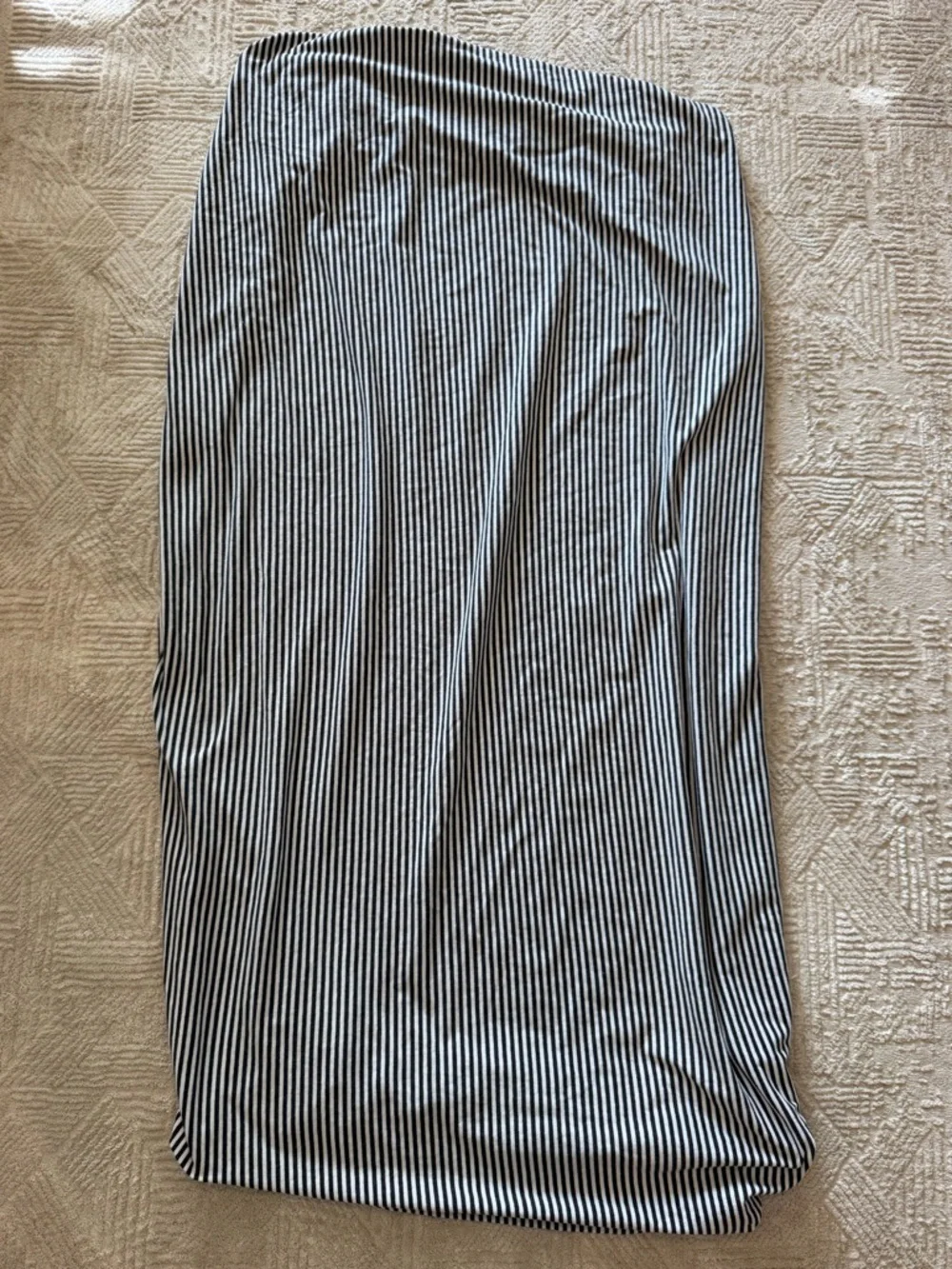 Pottery Barn Modern Baby Black & White Striped Knit 100% Organic Cotton